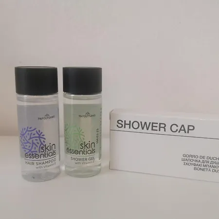 Azzurra Ridi Che Ti Passa 4* アラッシオ